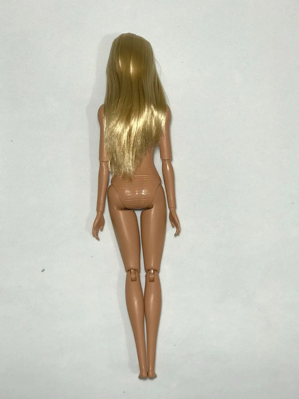 Boneca Barbie articulada  - Foto 4