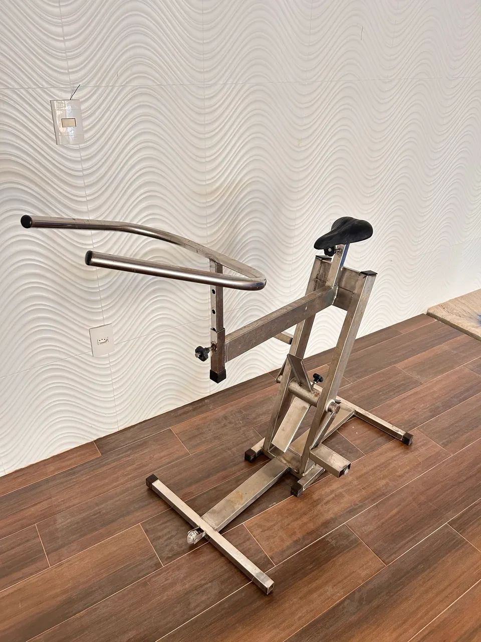 Bicicleta ergométrica inox - Foto 3