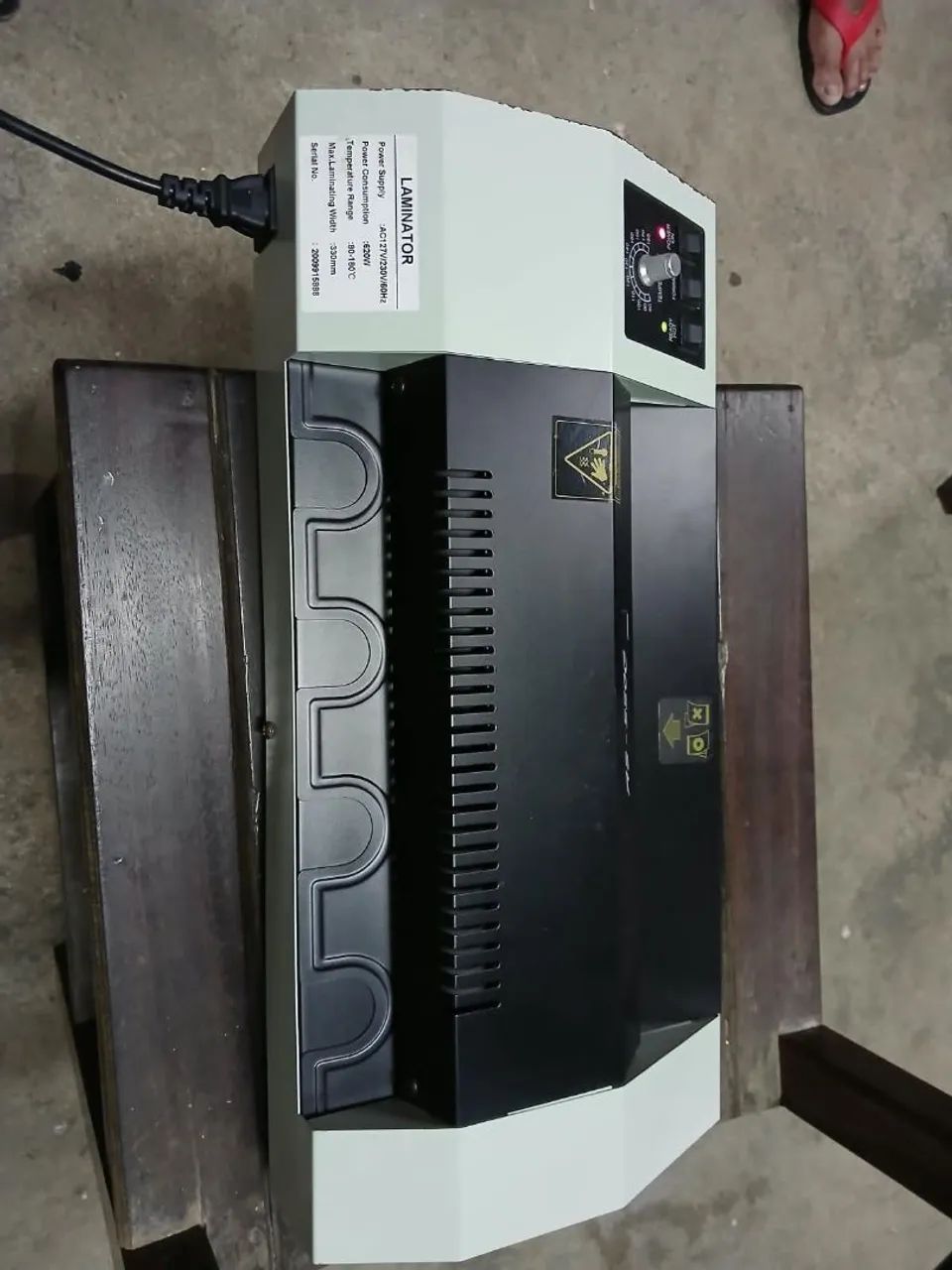 Laminadora/Plastificadora A3-330C 330mm - 620W - Foto 2