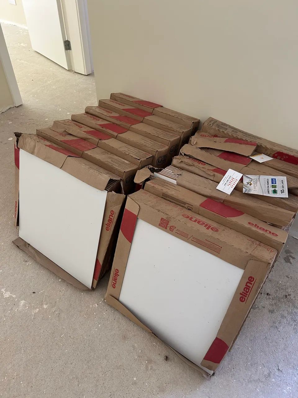 Piso cerâmica branco Eliane 45X45 - Foto 5