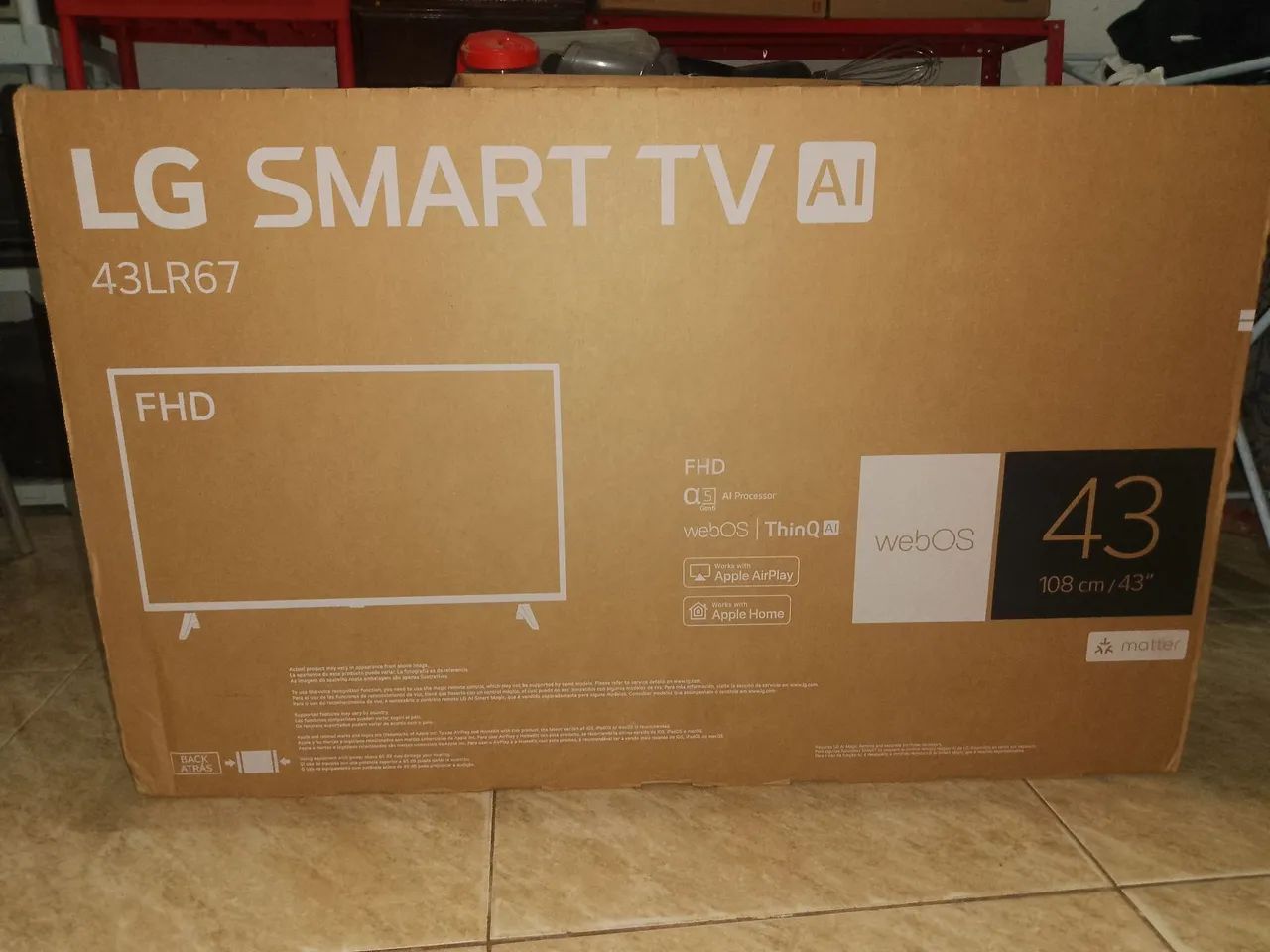 TV LG 43" SMART (43LR67) - NA CAIXA - Foto 2
