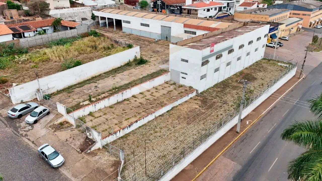 Galpão à Venda em Centro, São José do Rio Pardo - SP - Foto 3
