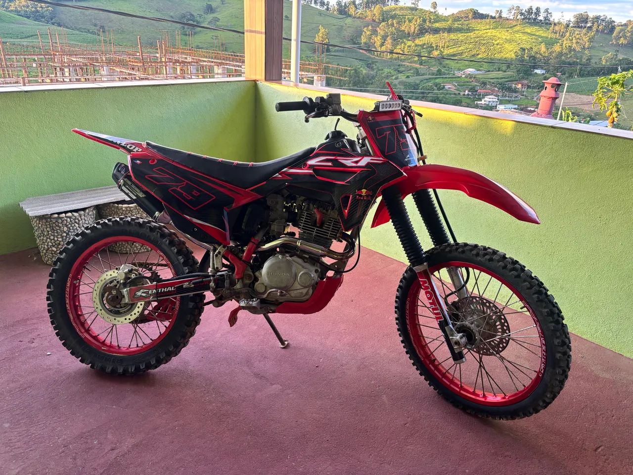 CRF 230F - Foto 2