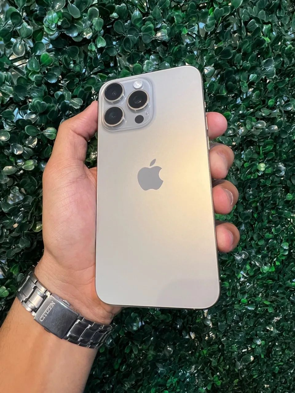 iPhone 15 pro Max 512gb todo Original - Celulares e Smartphones