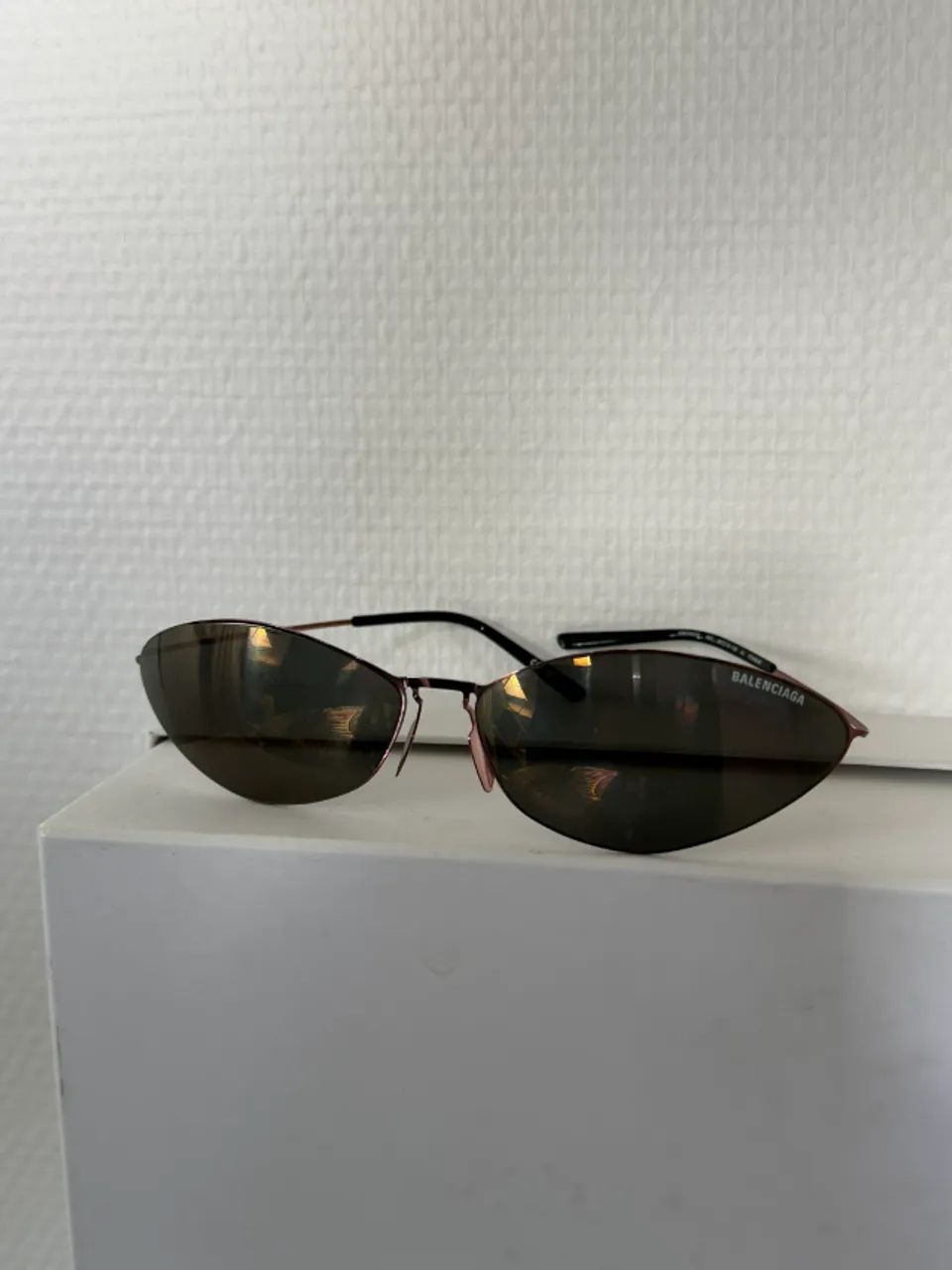 ÓCULOS BALENCIAGA TITÂNIO - Foto 3