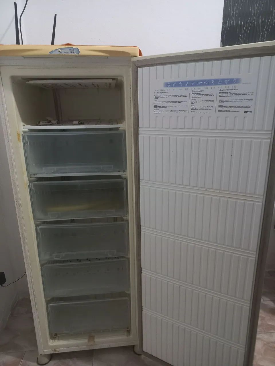 Freezer Electrolux com 6 gavetas - Foto 2