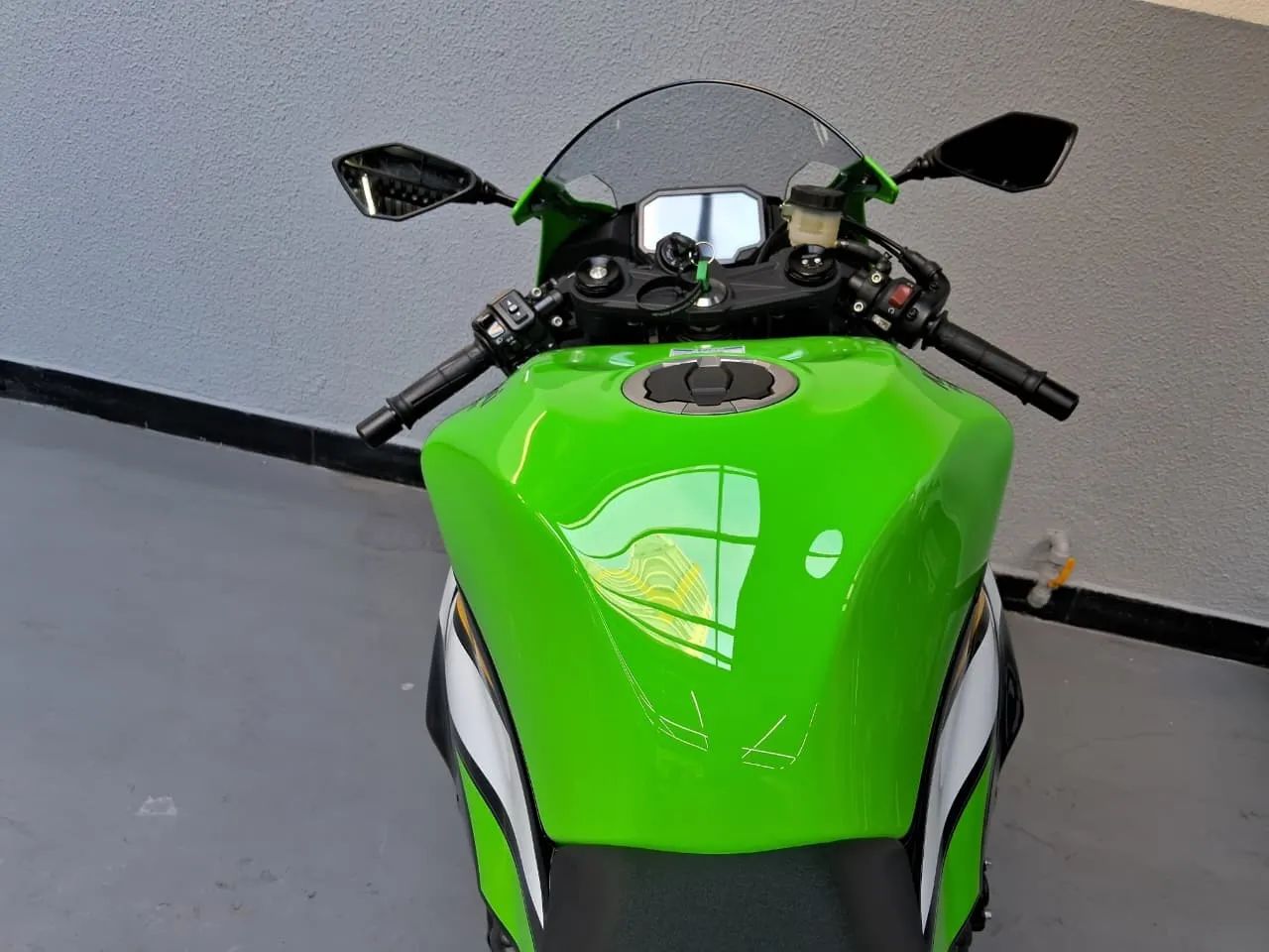 Kawasaki Zx-6r 636cc 2025 - 1518972215 | OLX