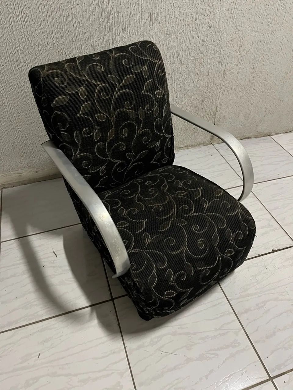 Poltrona/sofá pequeno  - Foto 4