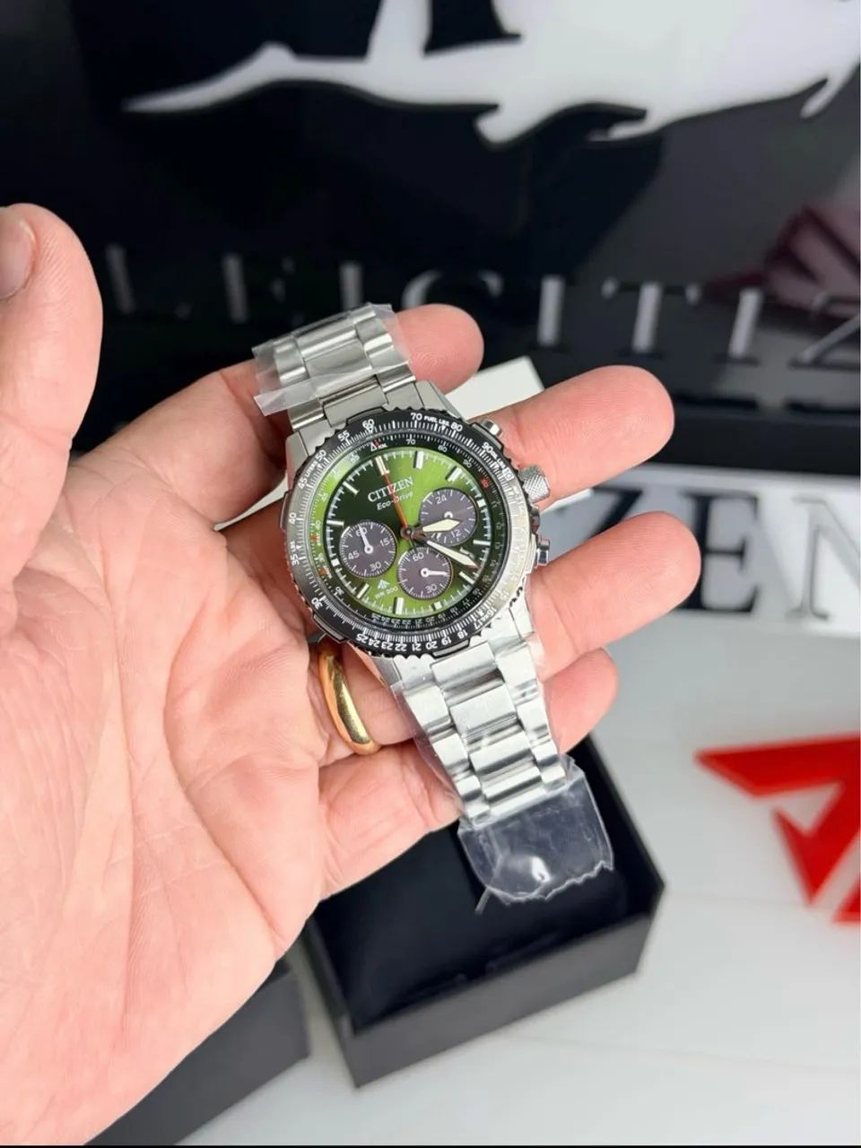 CITIZEN CA4664-60W Verde - ESPORTIVO, SOFISTICADO E 100% ORIGINAL