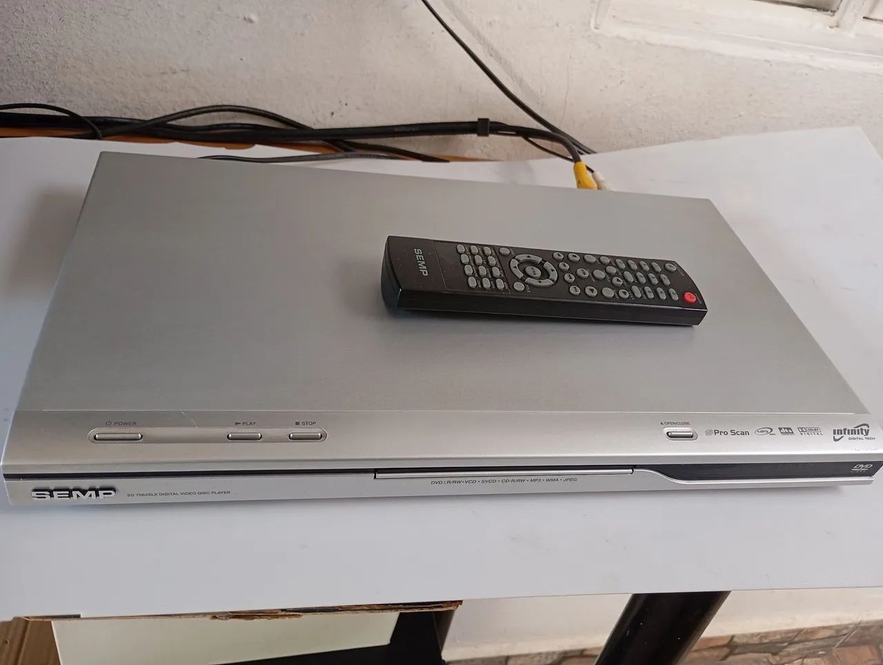 DVD sempre com controle