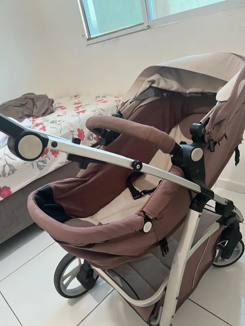 Carrinho de bebê , desmontável . 250,00 - Foto 2