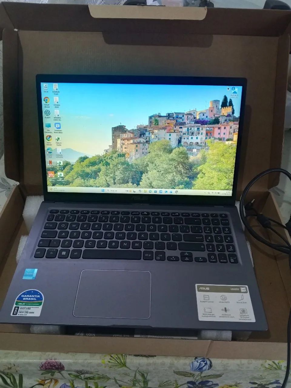 Vende-se Notebook ASUS-