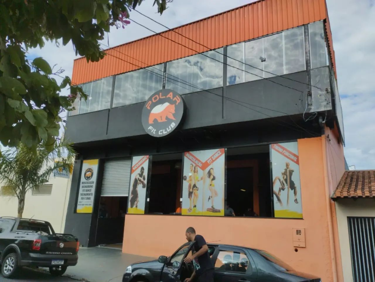 Loja próximo ao Panelão do Redentor para locação em Bauru -SP.