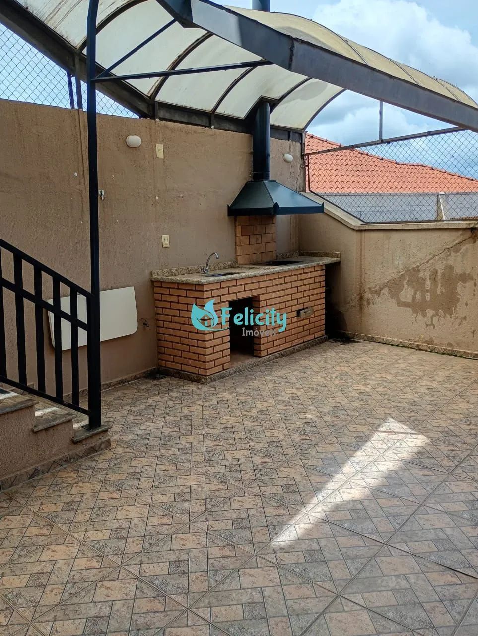 Sobrado com 3 Dorms, 5 Vagas, 150m2 no Parque São Domingos. - Foto 6