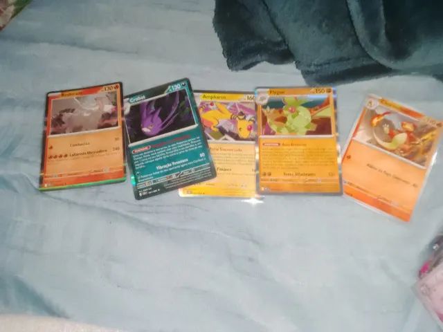 Vende-se figurinhas pokémon muito raras - Foto 5