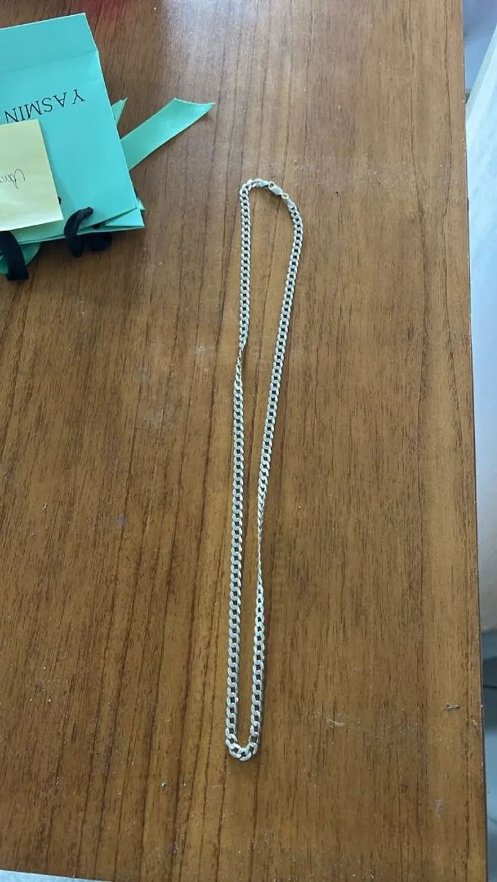 Corrente de prata