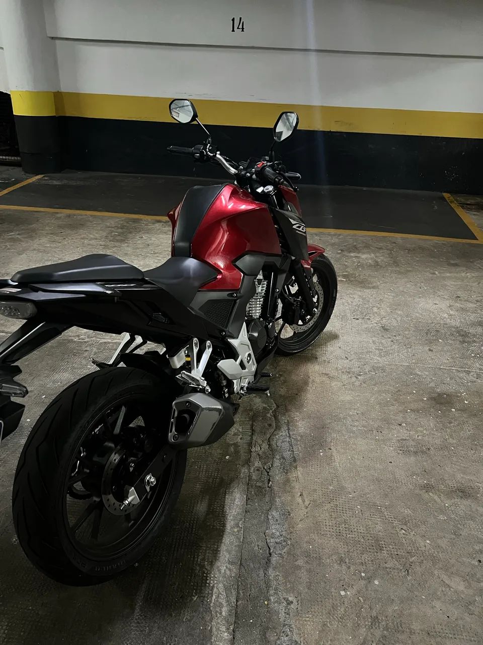 Cb300f abs , zerada 1.100 km  - Foto 2