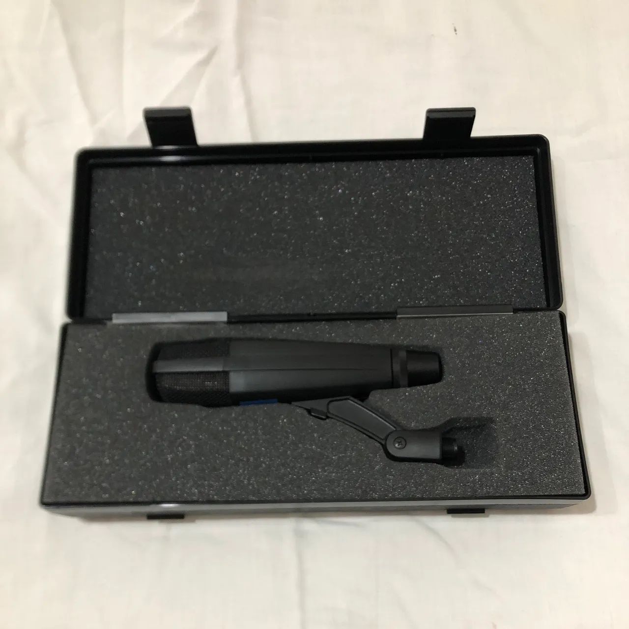 Microfone sennheiser MD 421 c/ estojo