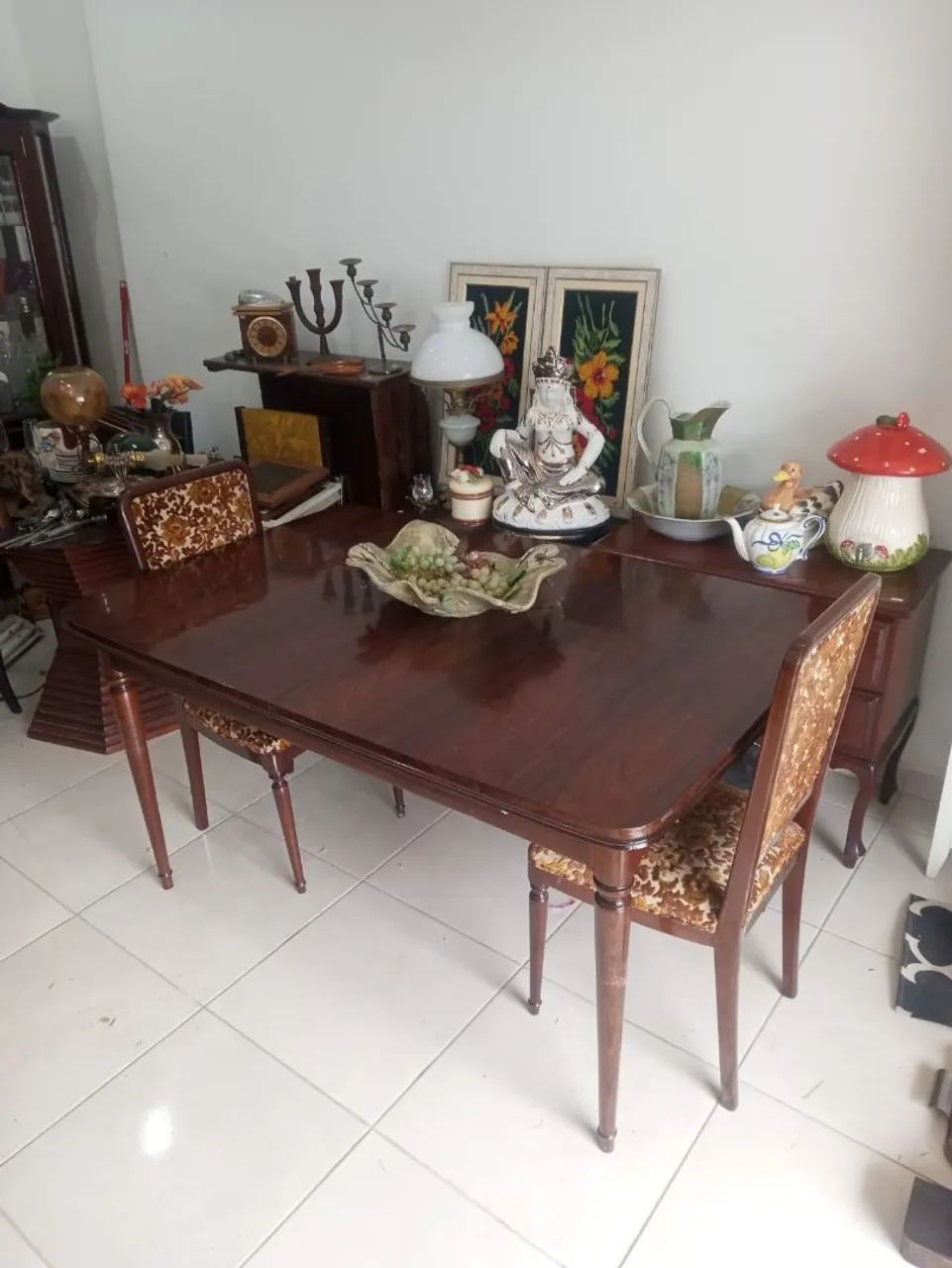 Mesa de jantar para até 10 cadeiras anos 70