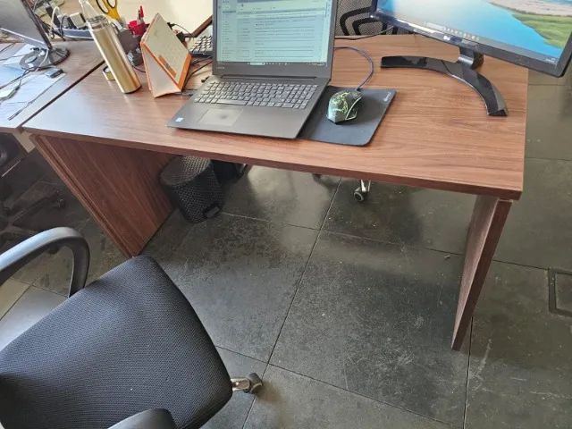 Mesa de Escritório