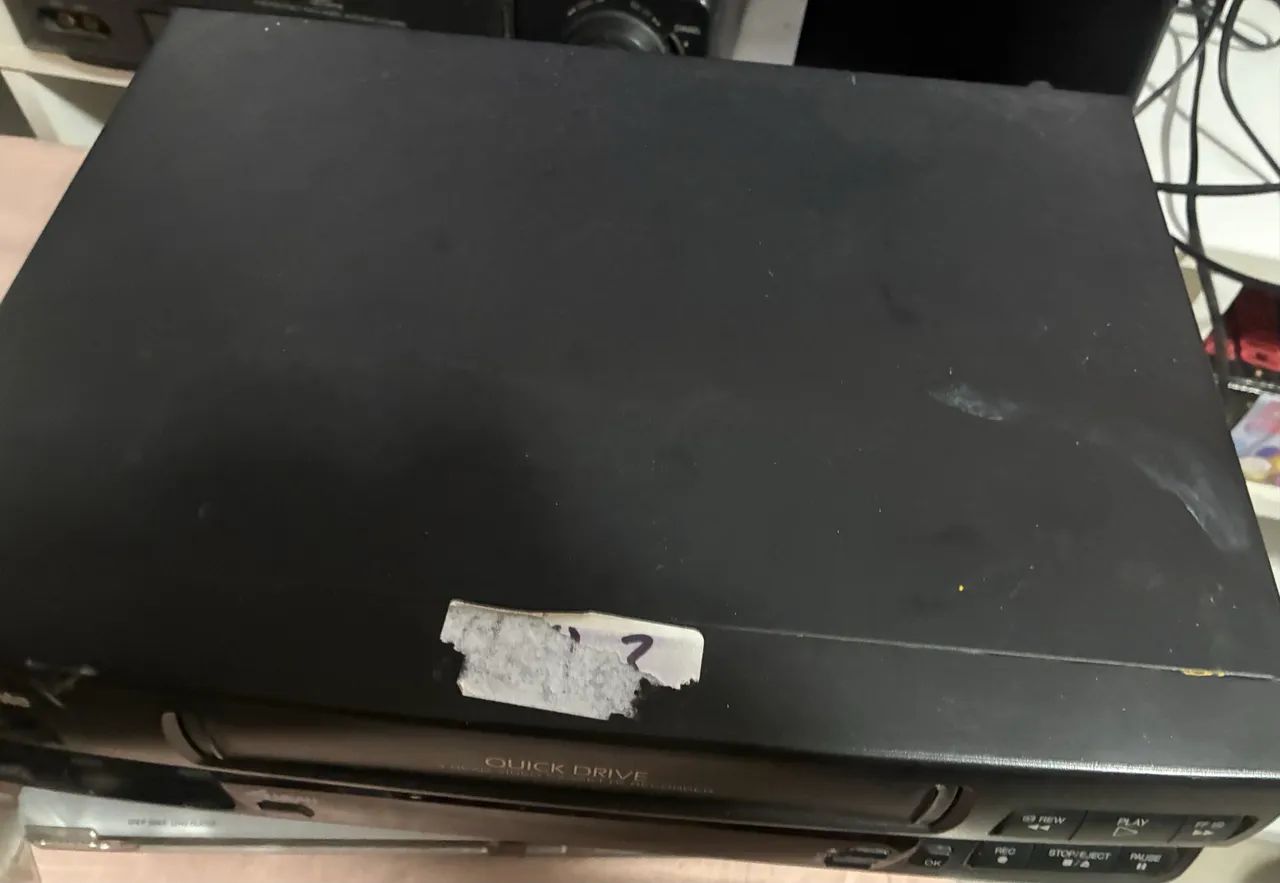 Videocassete Gradiente GV-409 4 Head VHS - Para Retirada de Peças ou Reparo