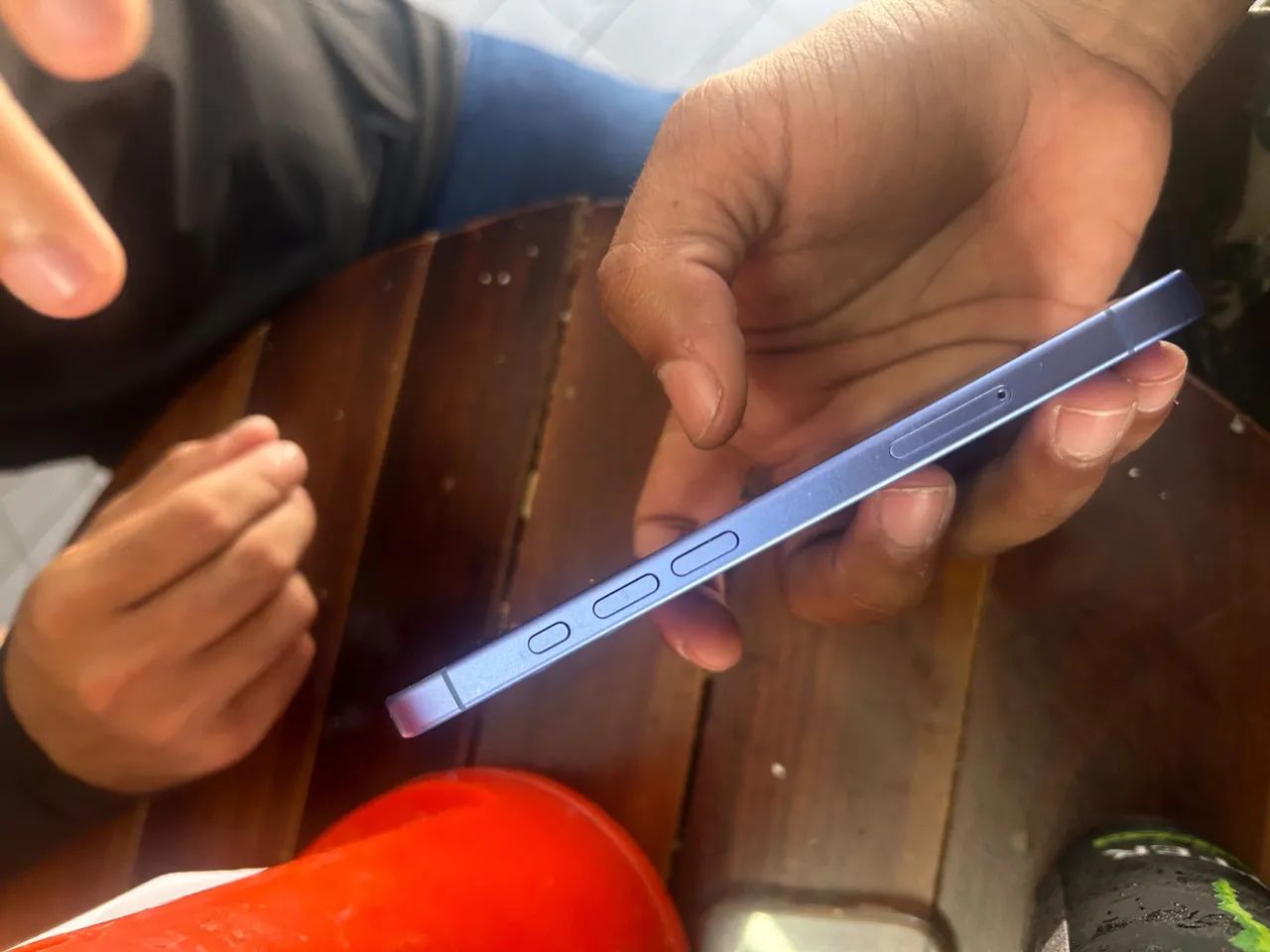 iPhone 16  - Foto 2