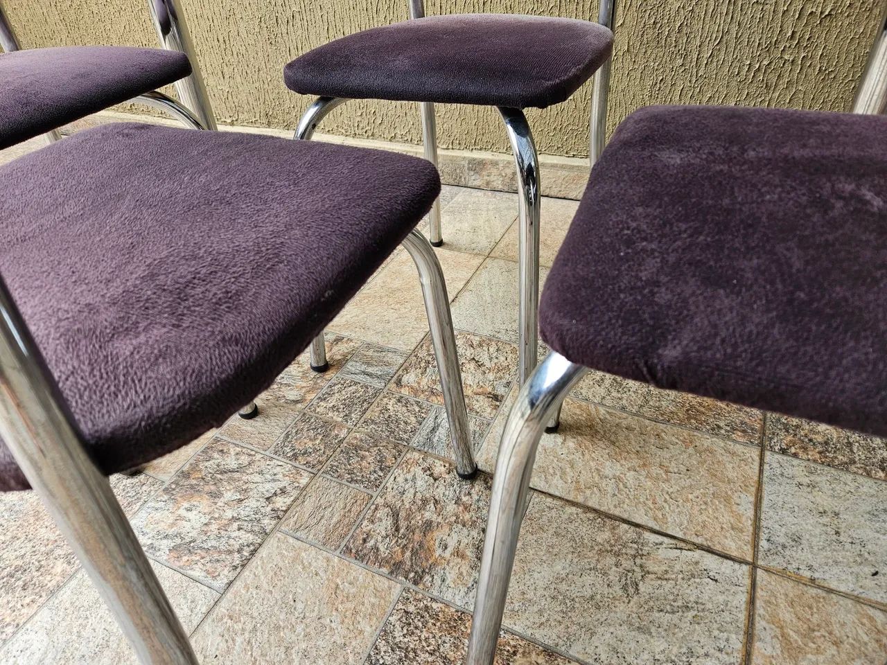 Mesa com 4 cadeiras, Entrego também!! - Foto 3