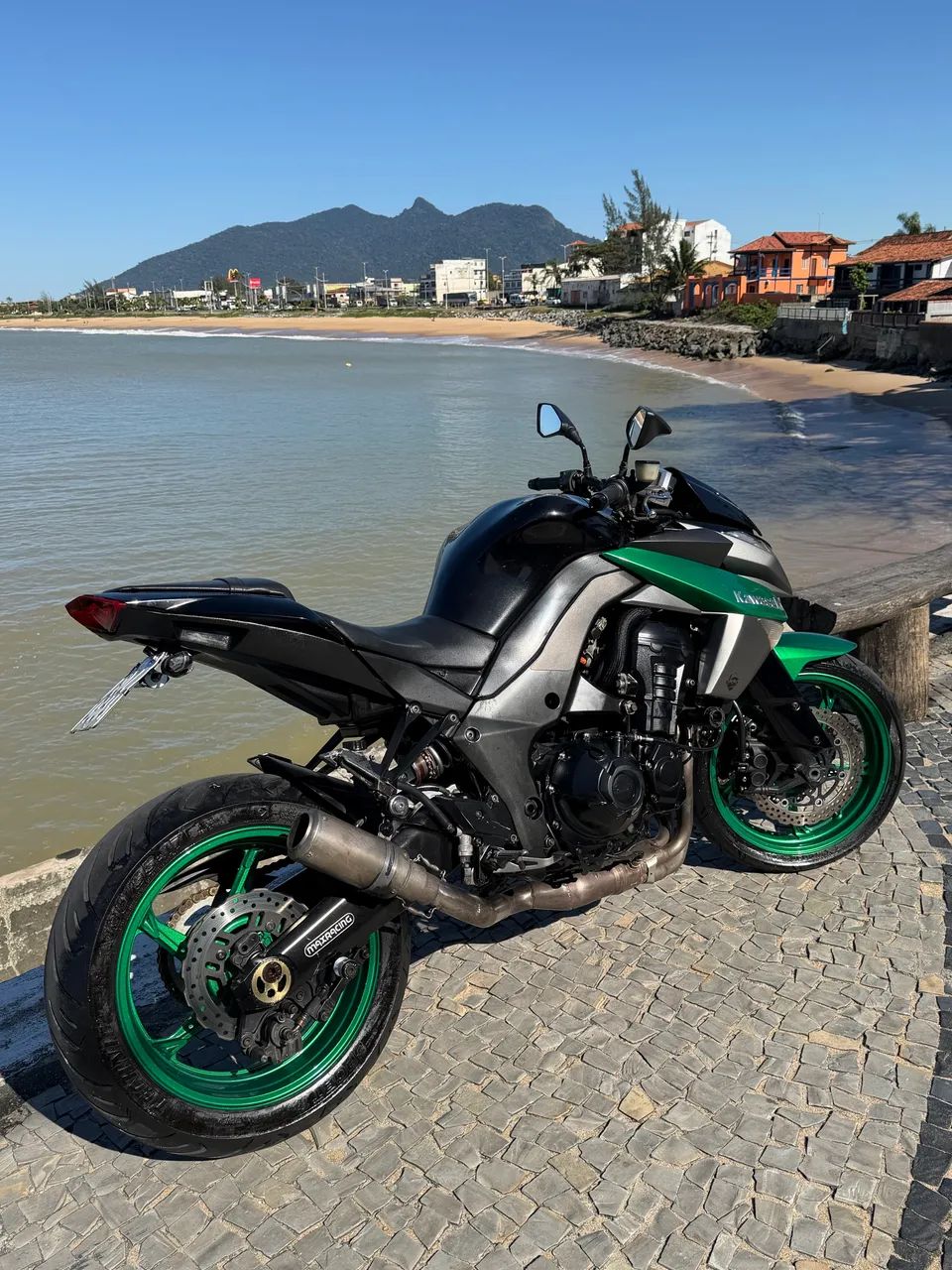 Kawasaki 1000 2010 - 1527304380 | OLX