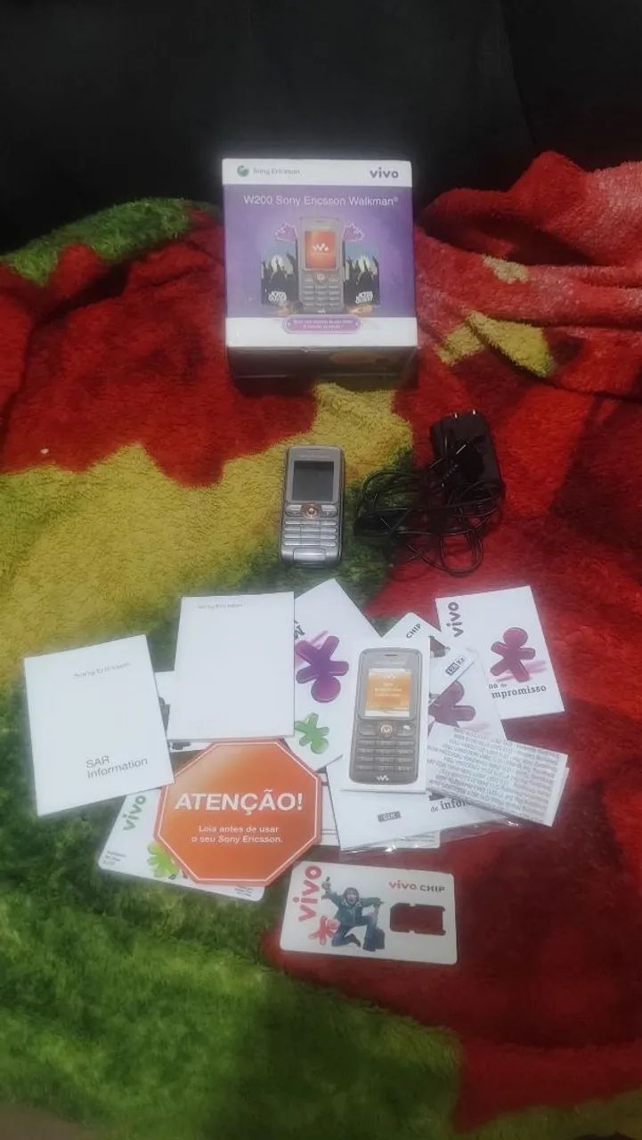 Sony Ericson w200 cinza - Foto 4