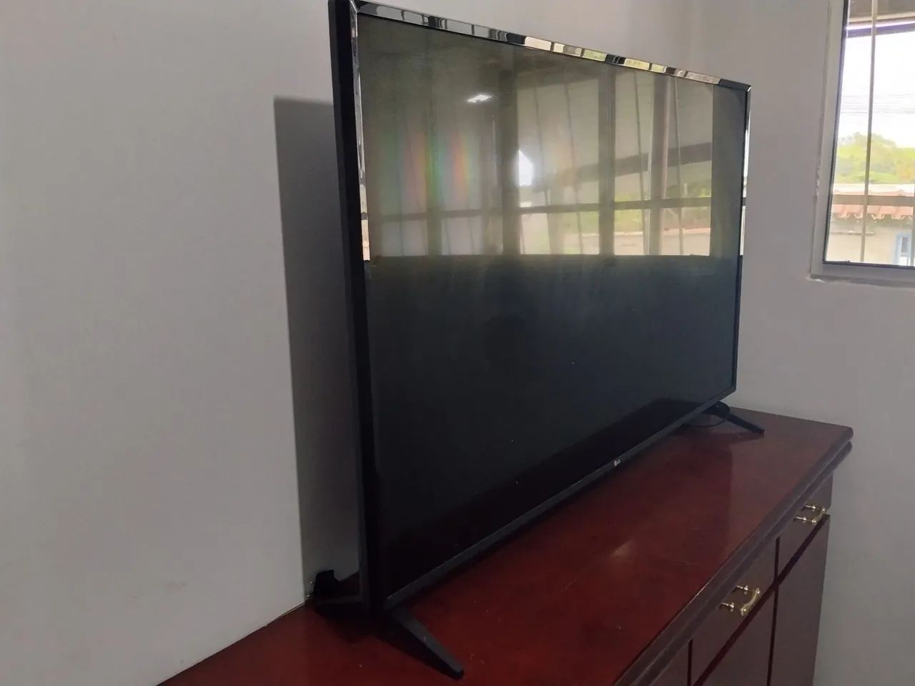 Televisão LG 50 polegadas.