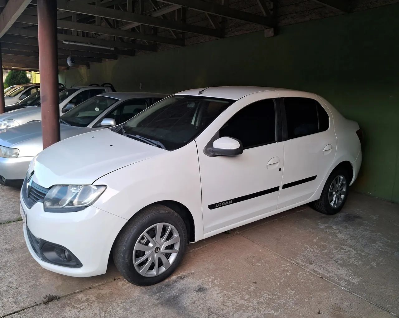 Renault Logan 2015