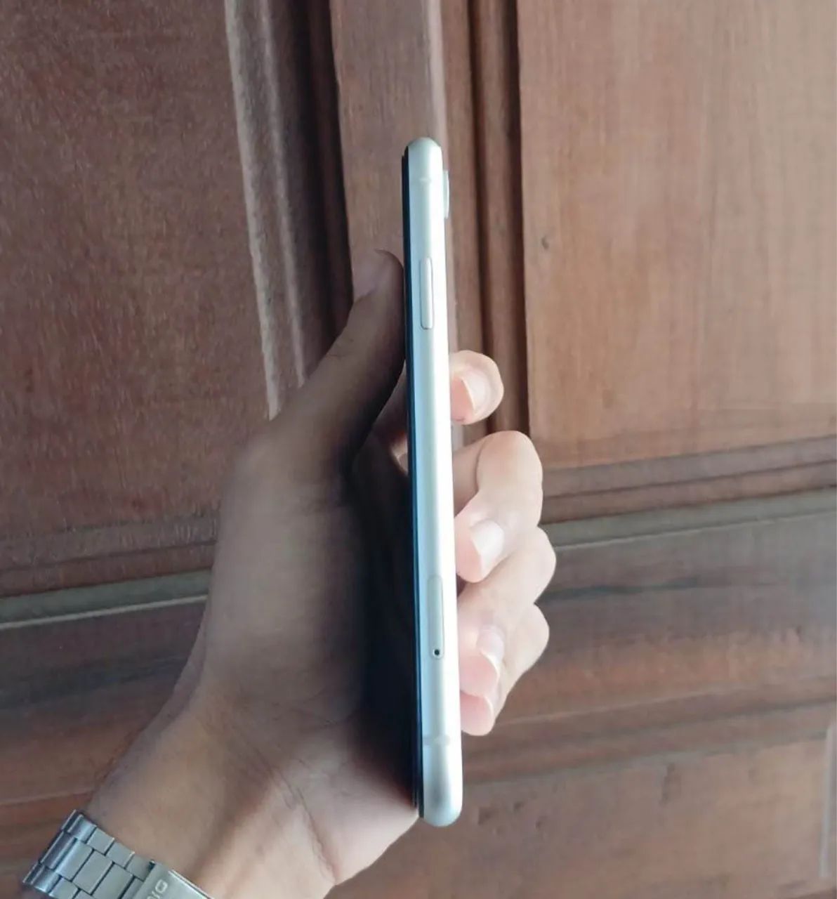 iPhone XR - 64 gb - Foto 2