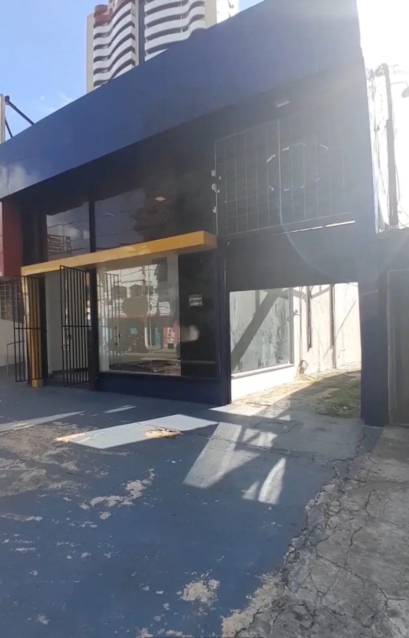 Aluga-se prédio comercia
