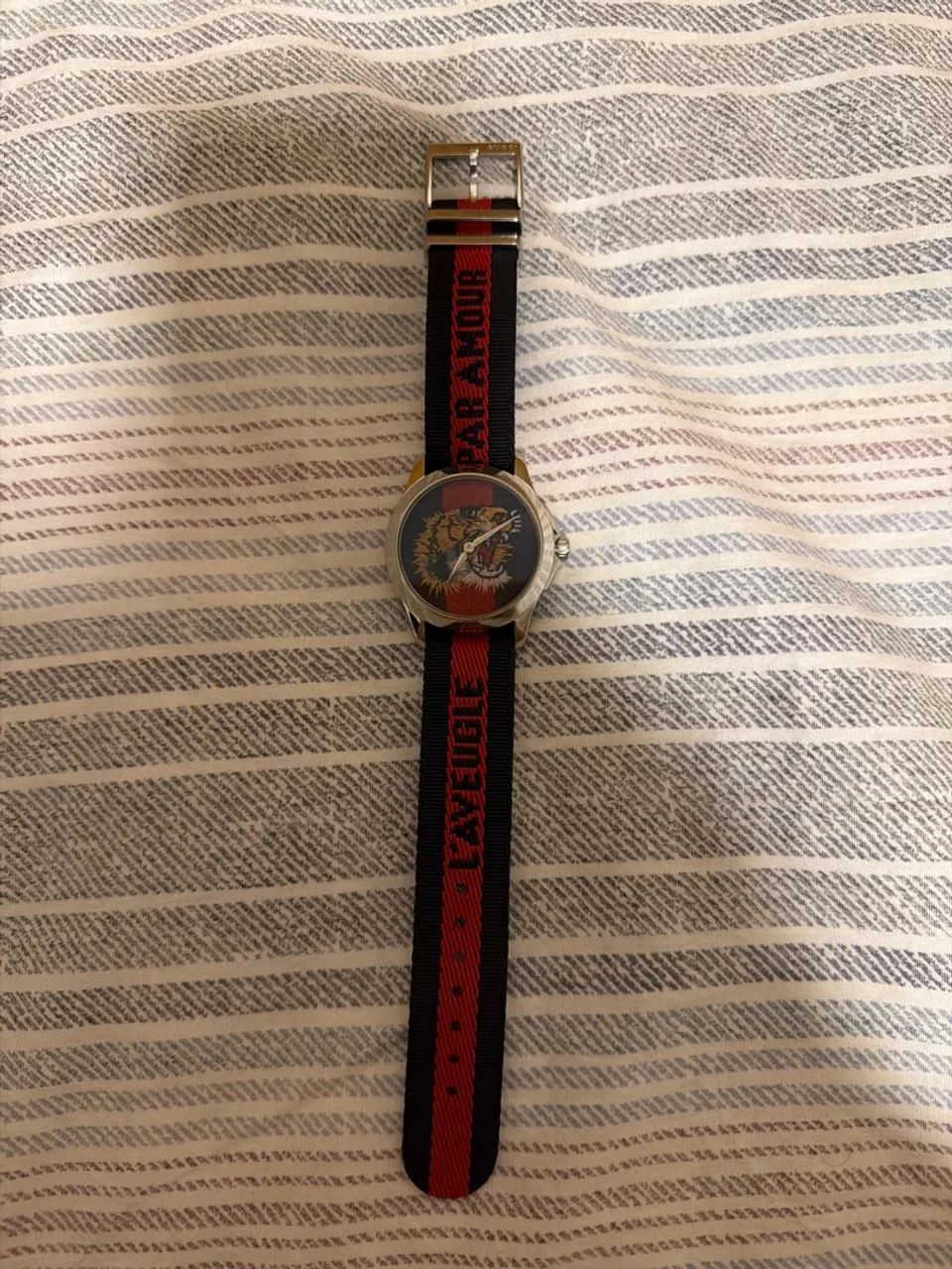 Relógio Gucci