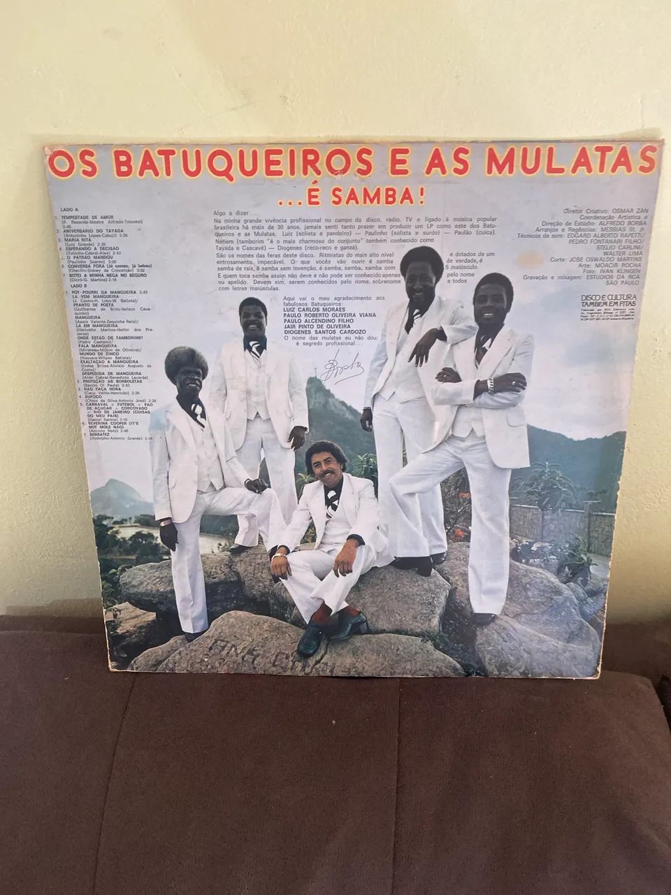 Os batuqueiros e as mulatas? é samba! - Foto 2