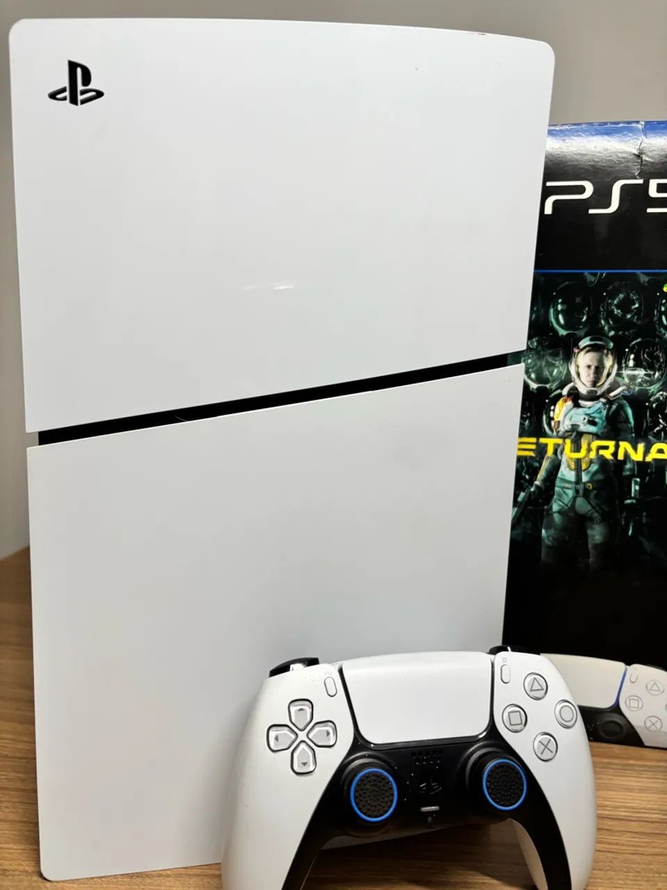 Ps5 slim 1TB + 4 jogos - Foto 3