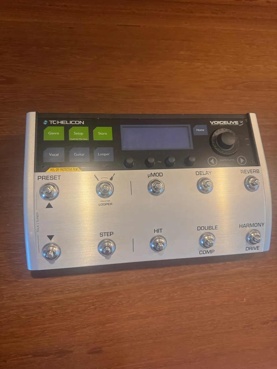 Pedal profissional efeitos voz tchelicon voice live 2
