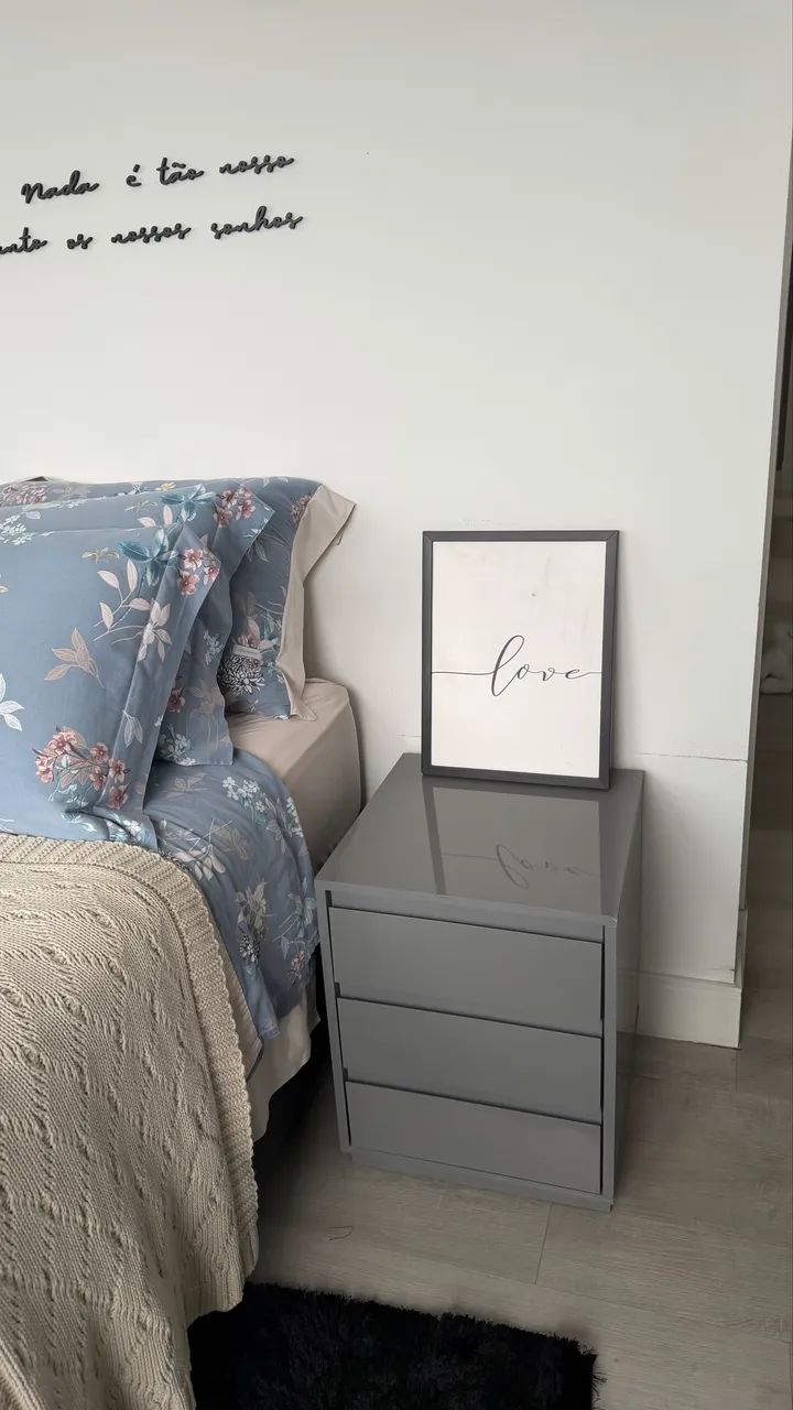 CAMA BOX CASAL COM BAÚ E DUAS MESAS DE CABECEIRA - Foto 4