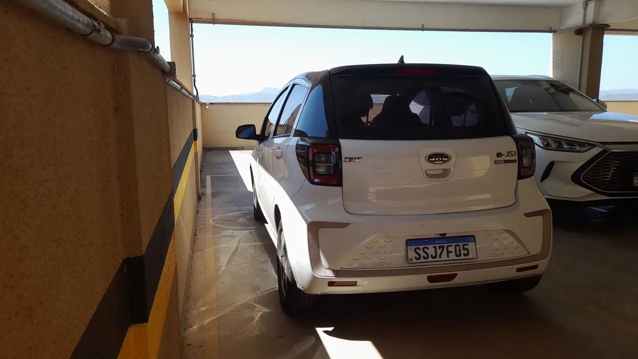 JAC E-JS1 62cv 5P Aut. (elétrico) 2023 - Foto 3
