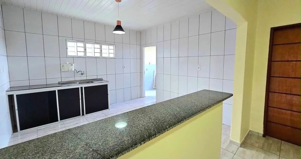 CASA A VENDA NO BAIRRO LIBERDADE 