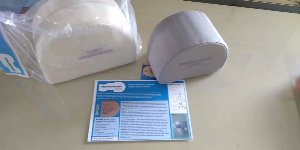 ALMOFADA DE JOELHO PARA ALINHAR A COLUNA AO DORMIR - Foto 3