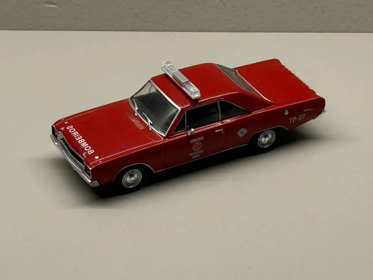 Miniatura - Carros de Serviço - Dodge Dart - Bombeiros - Foto 2