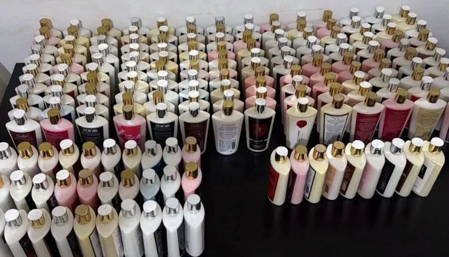 PERFUMES E HIDRATANTE CORPORAL ATACADO E VAREJO - Foto 2