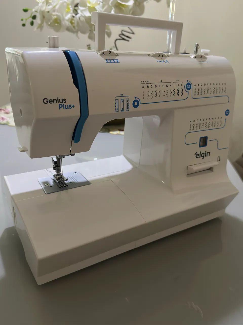 Máquina de costura Elgin  - Foto 2