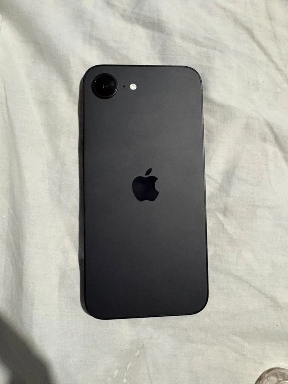 Celular iPhone 16. Por 3.300 - Foto 4