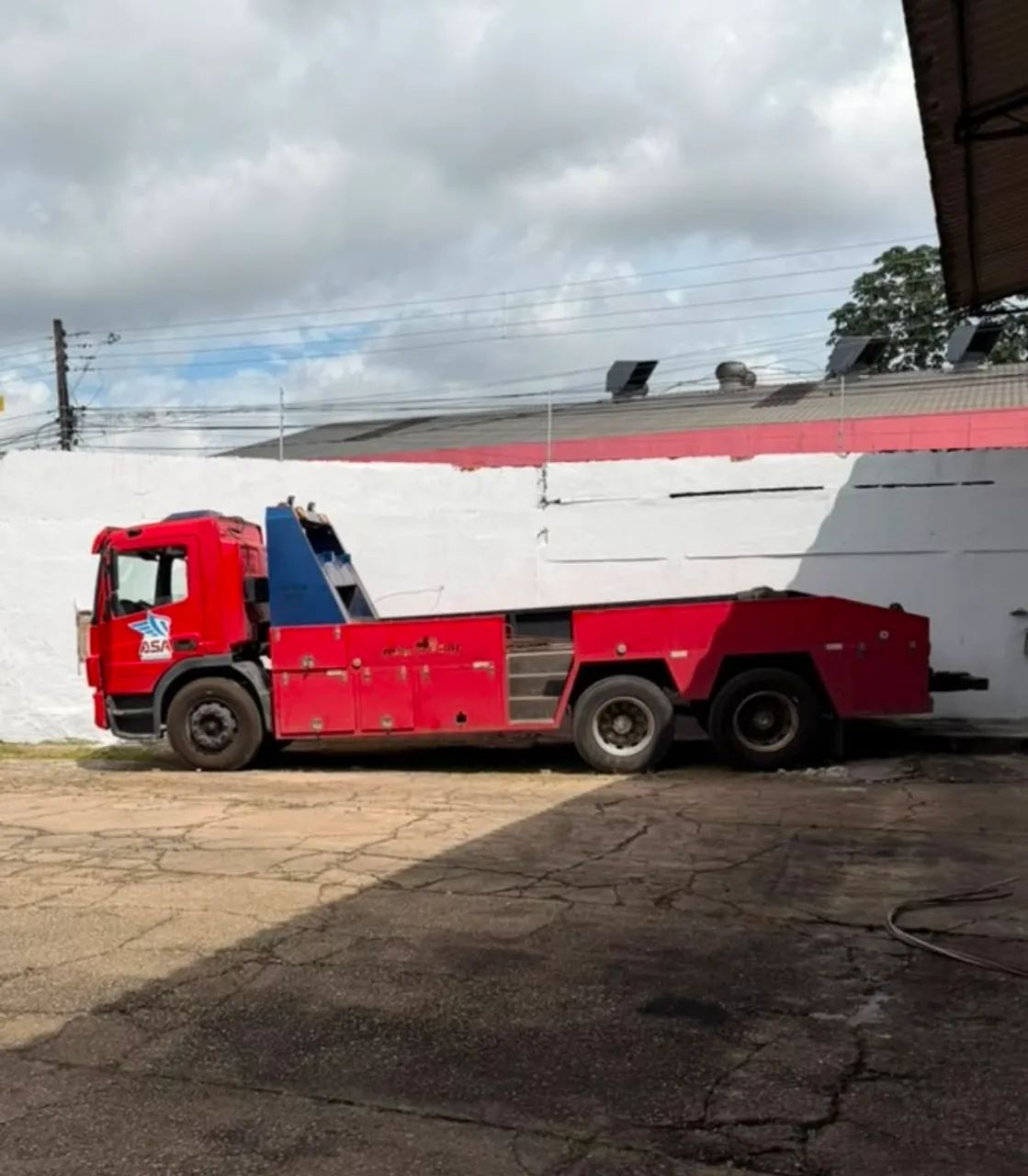 GUINCHO EXTRA PESADO MERCEDES ATEGO 2013 único dono