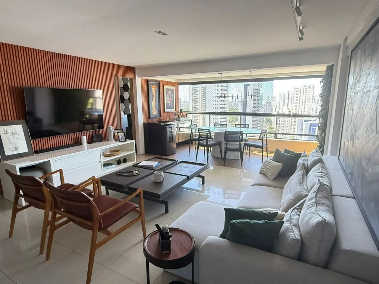 LINDO APARTAMENTO- 3 SUÍTES- TODO DECORADO- 150m² - Foto 3