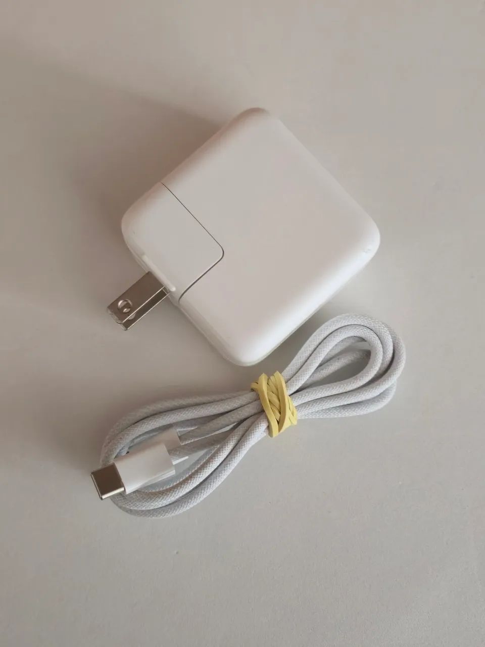 Carregador apple 30 watts , original.