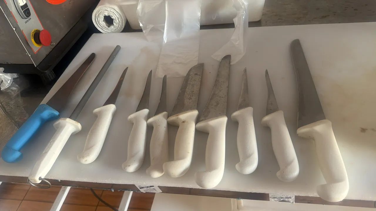 Vendo Açougue completo, 35 mil pra vender rápido, zap *. - Foto 4