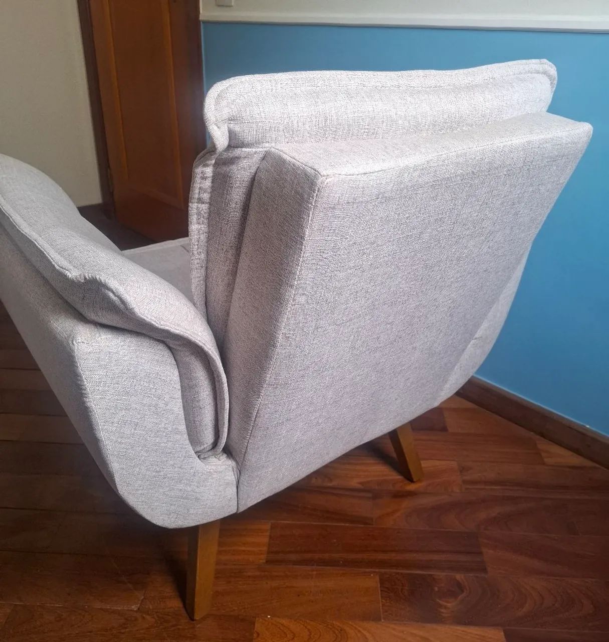 Poltrona cor cinza  - Foto 3